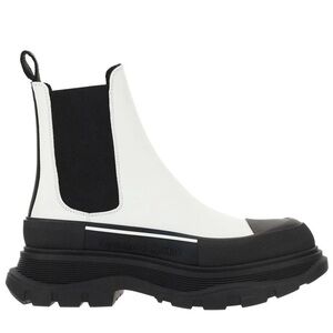 Women’s Sz 8.5 (Euro Sz 38.5) Alexander McQueen Tread Slick Boots In White/Black